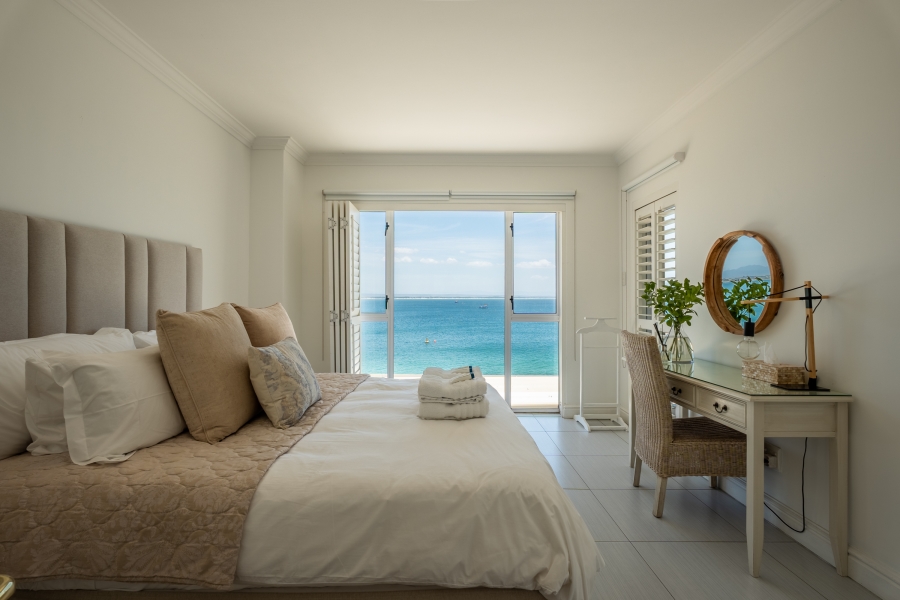 6 Bedroom Property for Sale in Port St Francis Eastern Cape